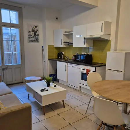 Apartment 4 Voyageurs Avec Terrasse Et Wifi Carcassonne